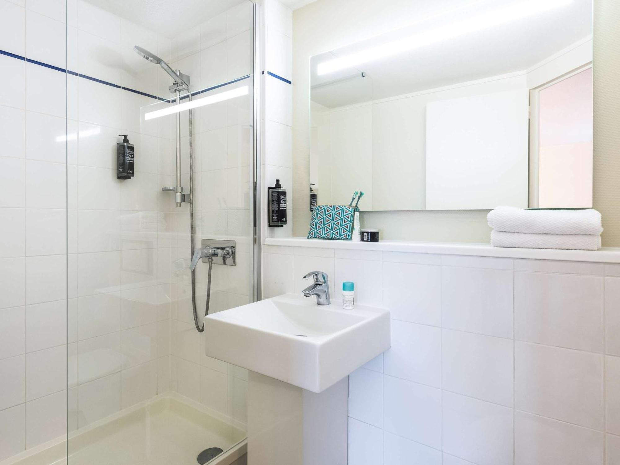 Ibis Budget Villefranche Limas Kültér fotó