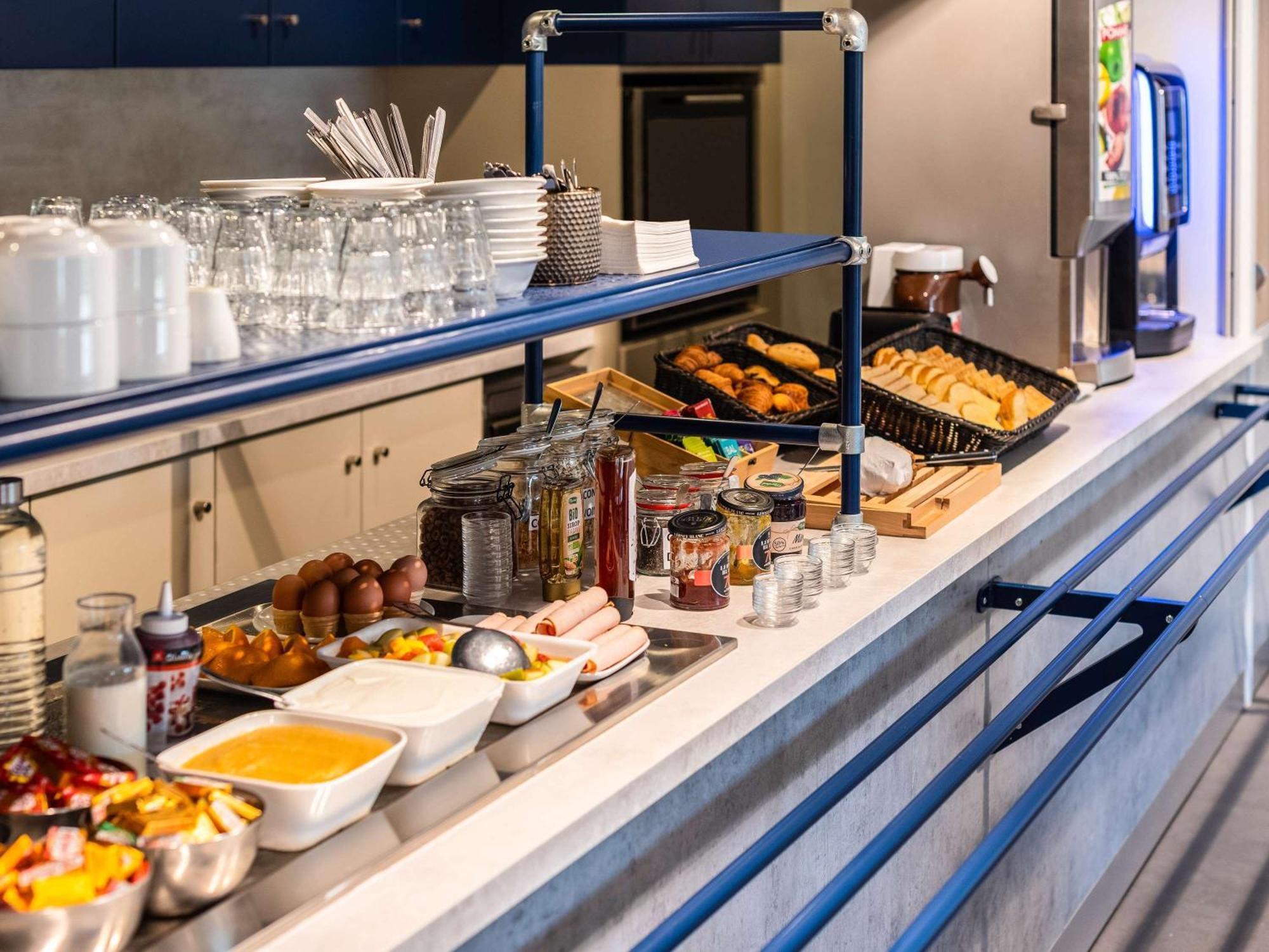 Ibis Budget Villefranche Limas Kültér fotó